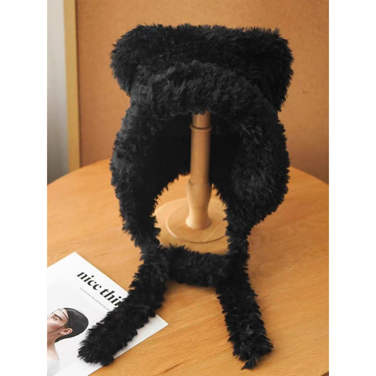 BEAR-EAR BEANIE. Black